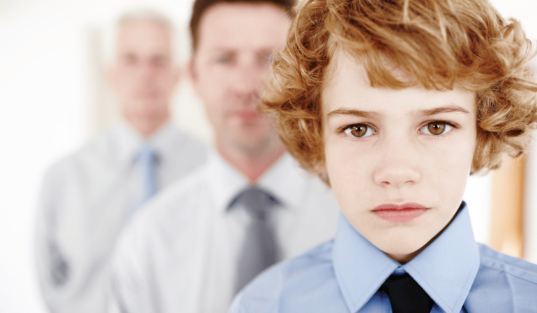 therapeia-diageneakon-traumaton